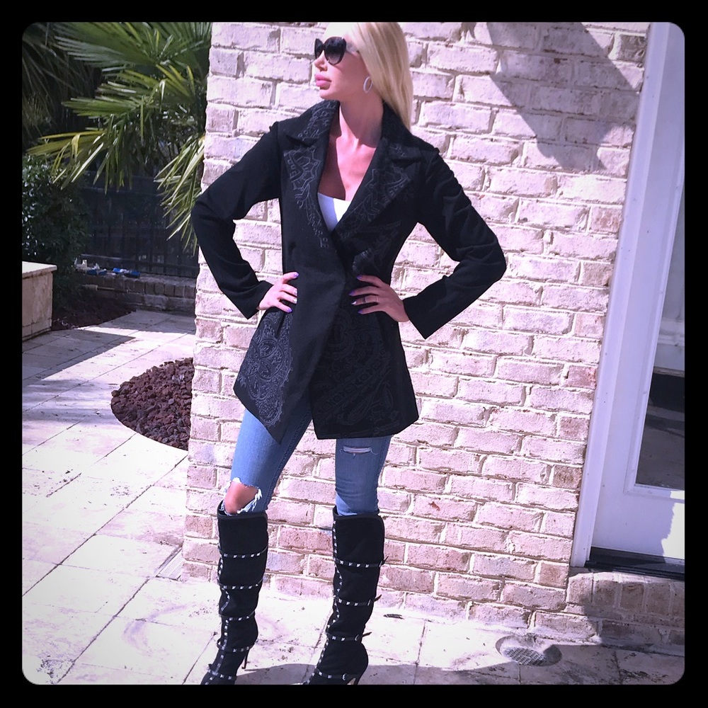 Paparazzi embroidered jacket